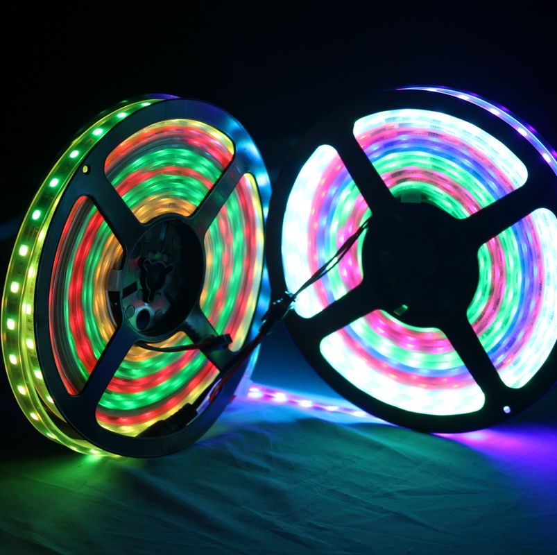 Черноты 300Pixels RGB 5050SMD индивидуальной Addressable 16.4FT 60Pixels/M света прокладки СИД WS2812B цвет PCB гибкой полный